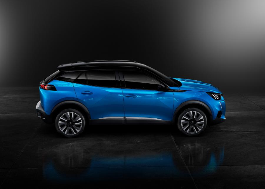  Peugeot e-2008 GT 2019 года  (WW) (фото 2 из 26)